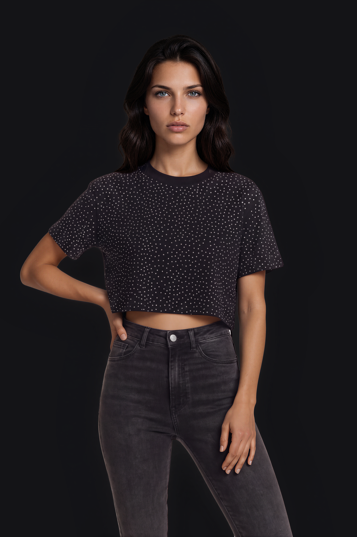 Crystal Cropped Tee – Black