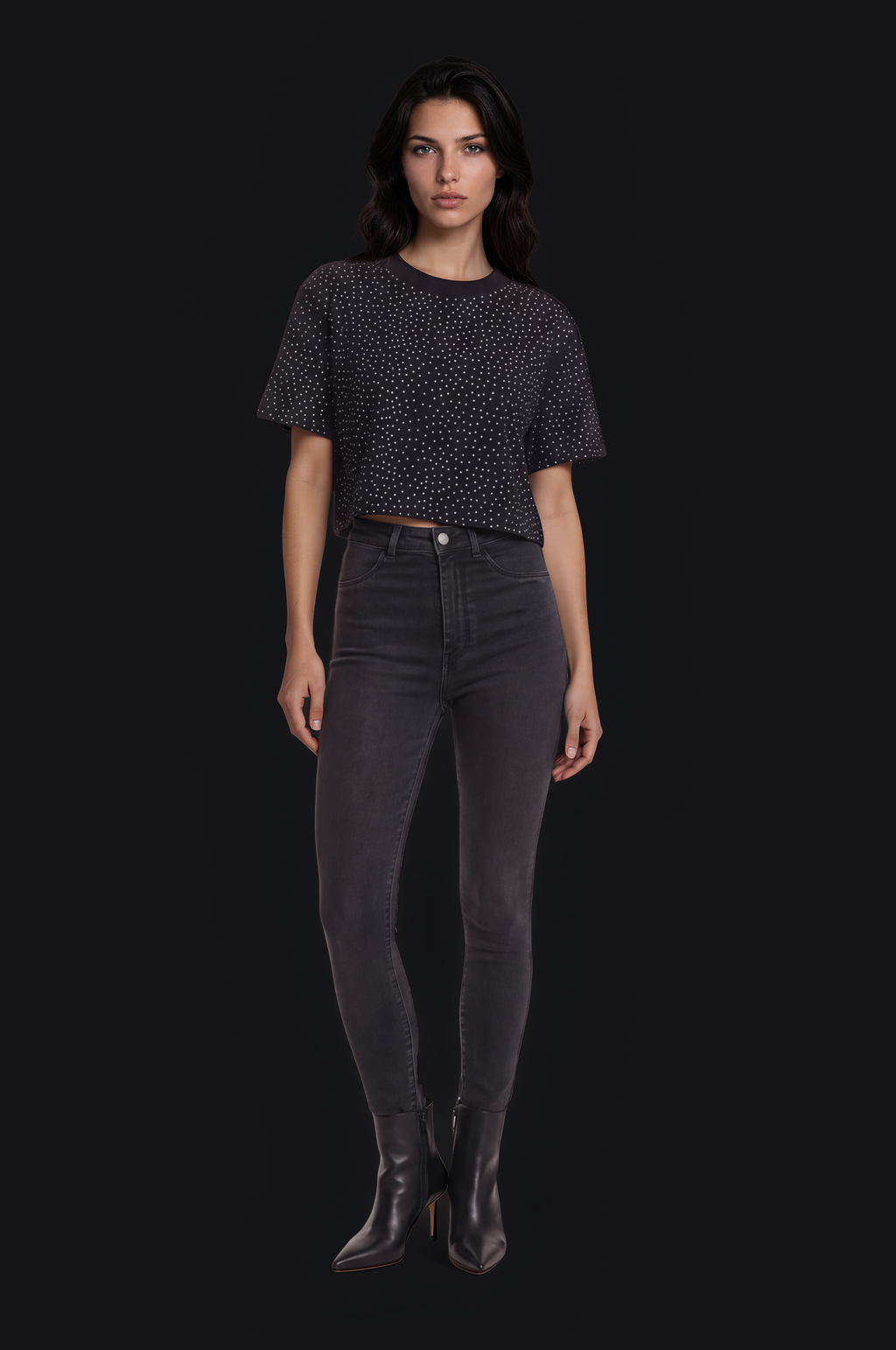 Crystal Cropped Tee – Black